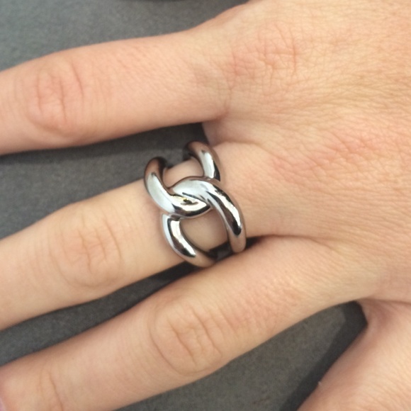 Authentic Michael Kora Knot Ring - Picture 2 of 4